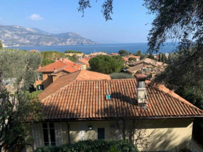 Magnifique villa pieds dans l eau Saint Jean Cap Ferrat
